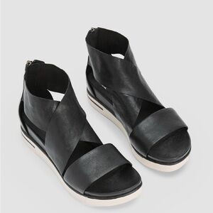 Eileen Fisher Sport Sandals in Size 5.5 in Black